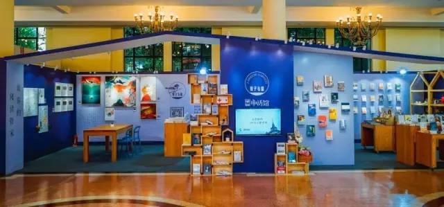 上海書展驚現最美攤位，大魚海棠與互聯網銷售交相輝映